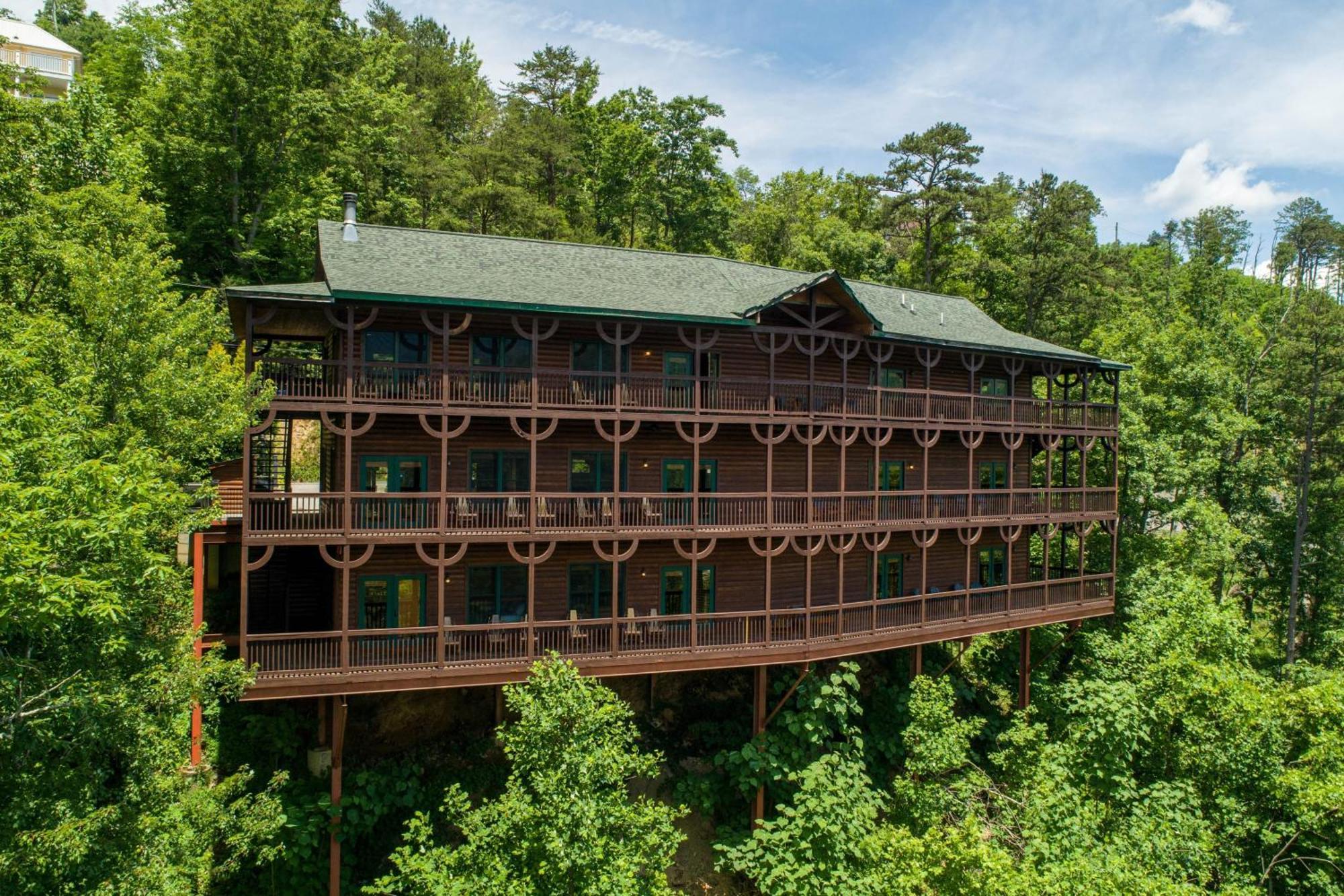 Hickory Ridge By Avantstay Incredible Private Elevated Cabin Sleeps 20 Gatlinburg Exterior foto